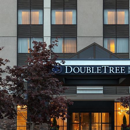 Hotel DoubleTree by Hilton Kitchener Exterior foto