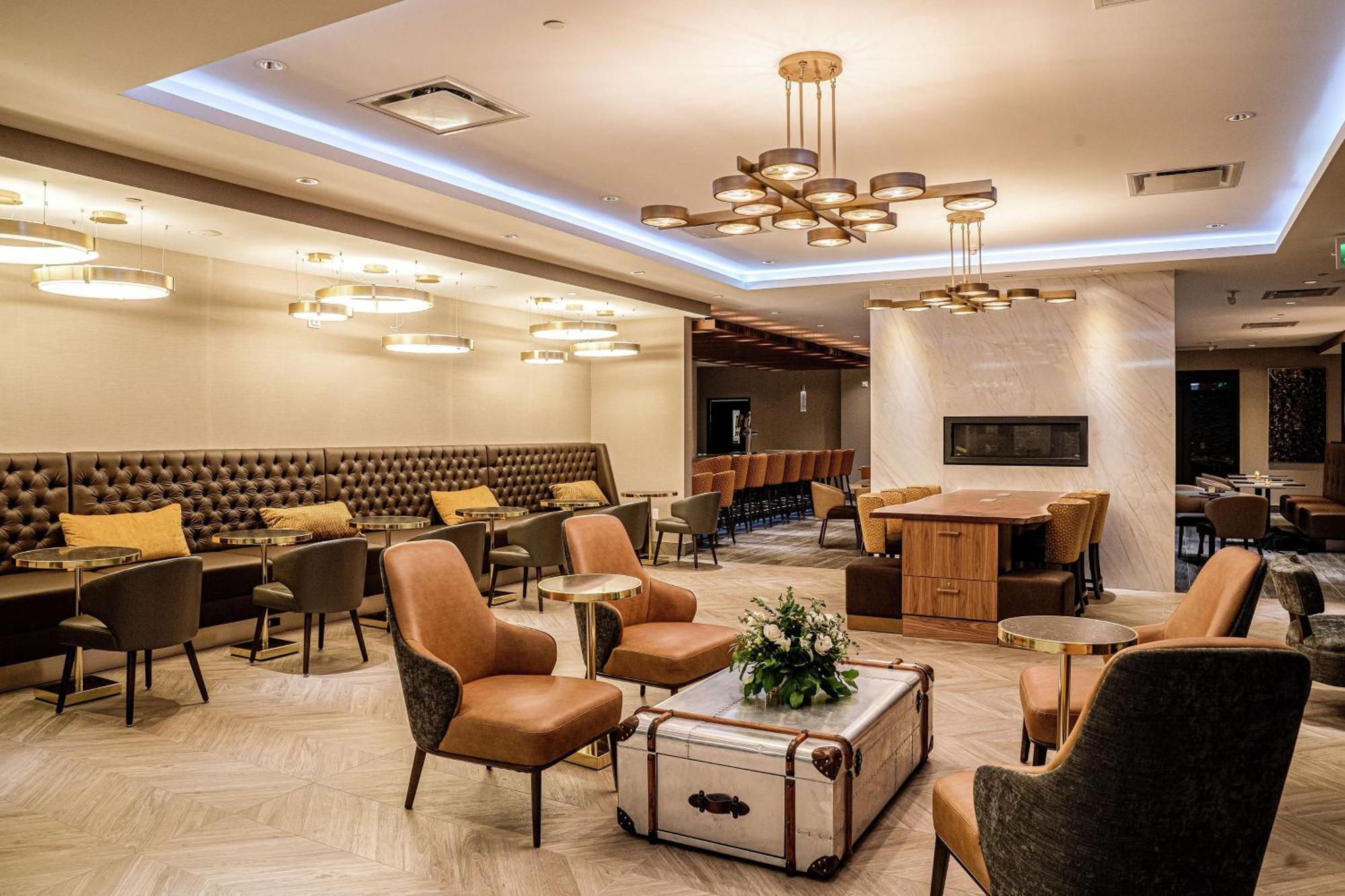 Hotel DoubleTree by Hilton Kitchener Exterior foto