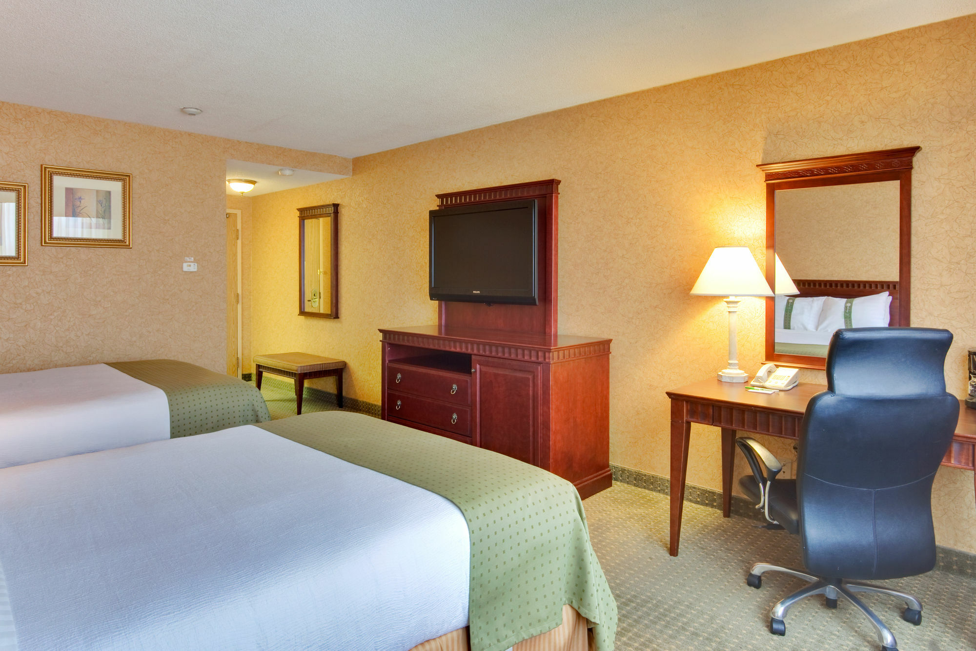 Hotel DoubleTree by Hilton Kitchener Exterior foto