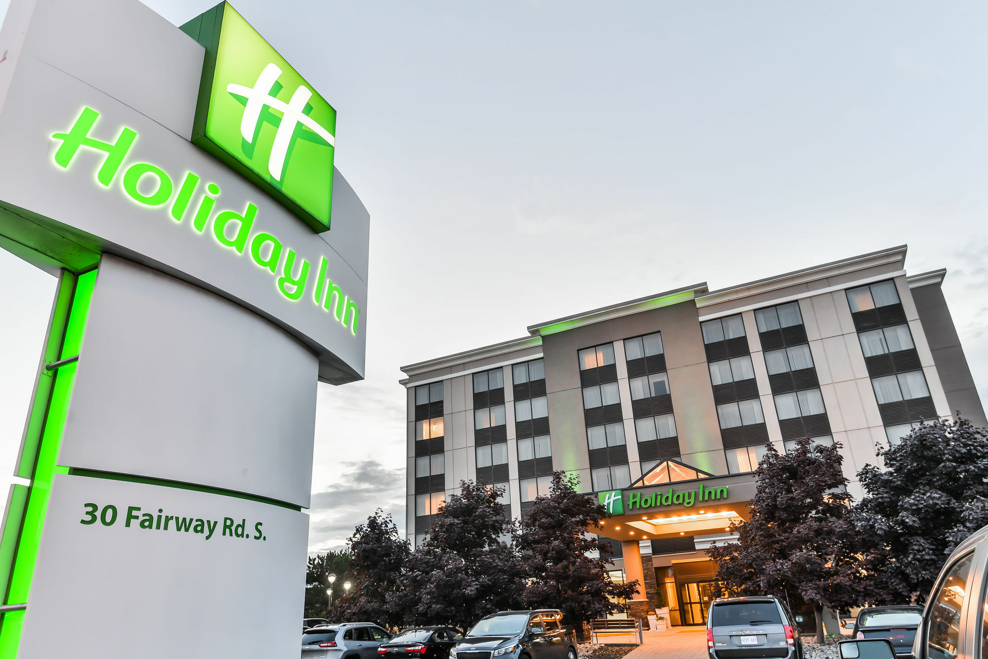Hotel DoubleTree by Hilton Kitchener Exterior foto